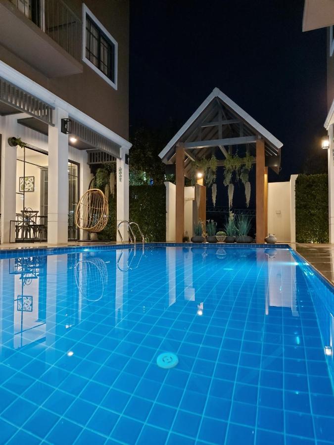 Hotel Matana Chiang Mai Bagian luar foto